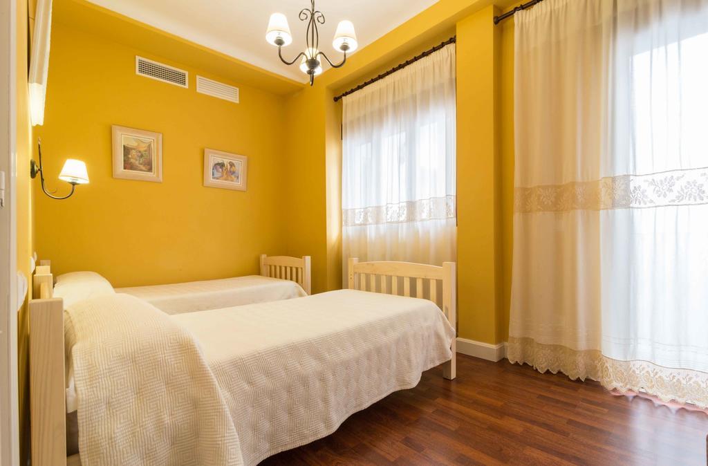 Apartamentos Salmerones Alhama de Granada Oda fotoğraf